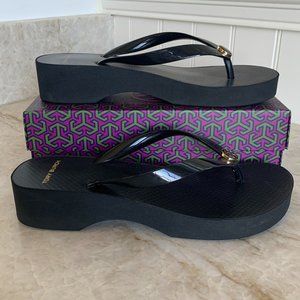 NEW TORY BURCH Black Wedge Flip Flops Size 8